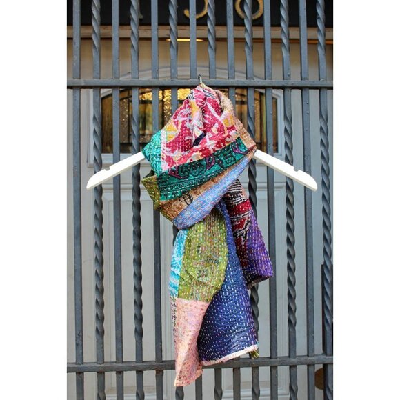 Sevya Handmade Upcycled Silk Sari Kantha Throw - Picture 3 of 3